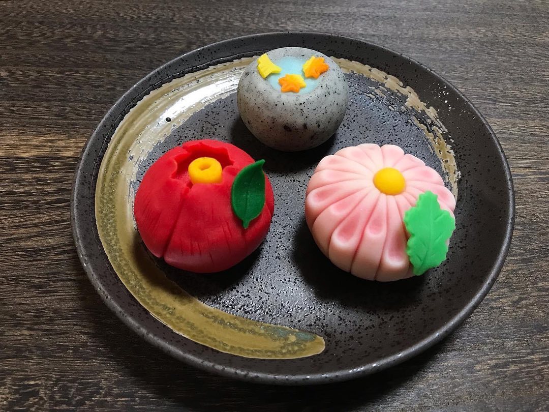 和菓子作り体験11月の開催予定